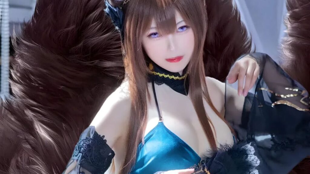 Ảnh gái xinh cosplay sexy với tạo hình ấn tượng