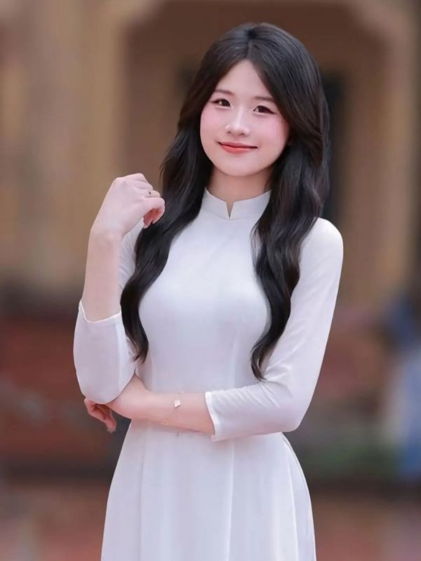 Ảnh nữ sinh áo dài thướt tha, duyên dáng