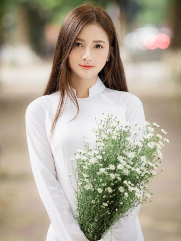 Ảnh nữ sinh áo dài thướt tha, duyên dáng