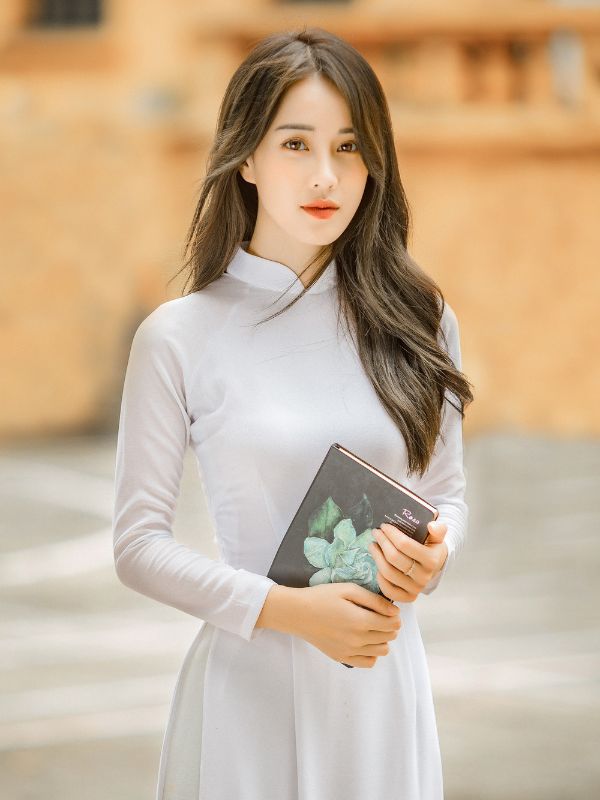 Ảnh nữ sinh áo dài thướt tha, duyên dáng