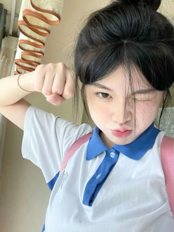 Ảnh nữ sinh cấp 2 đưa bạn quay lại tuổi học trò vô tư