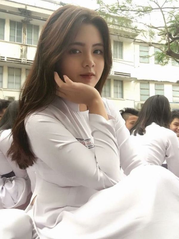 Ảnh nữ sinh cấp 3 trong trẻo, chuẩn vibe thanh xuân
