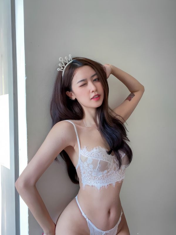 Ảnh gái xinh tiktok hở hang cực cháy