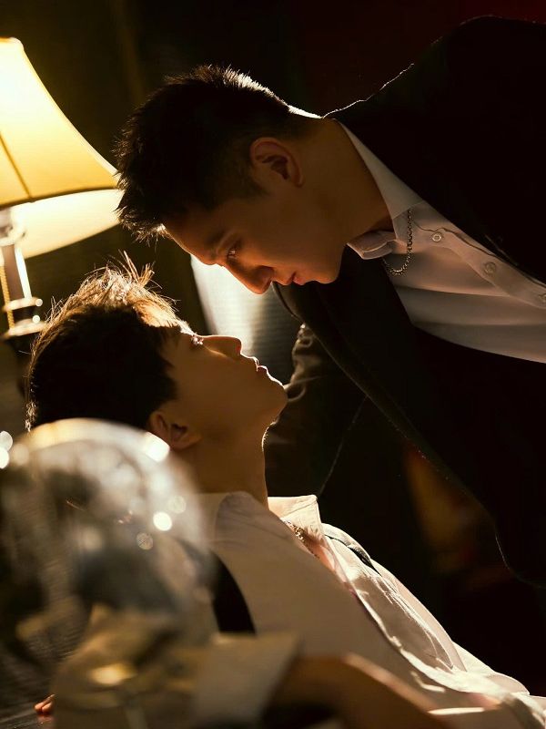 Ảnh boylove lãng mạn, dễ thương và đầy cảm xúc