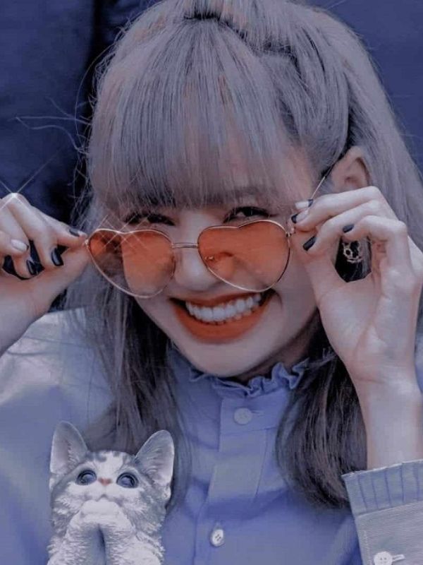 Ảnh Lisa vừa xinh yêu vừa cá tính dành cho các BLINK
