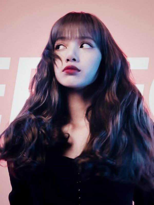 Ảnh Lisa vừa xinh yêu vừa cá tính dành cho các BLINK
