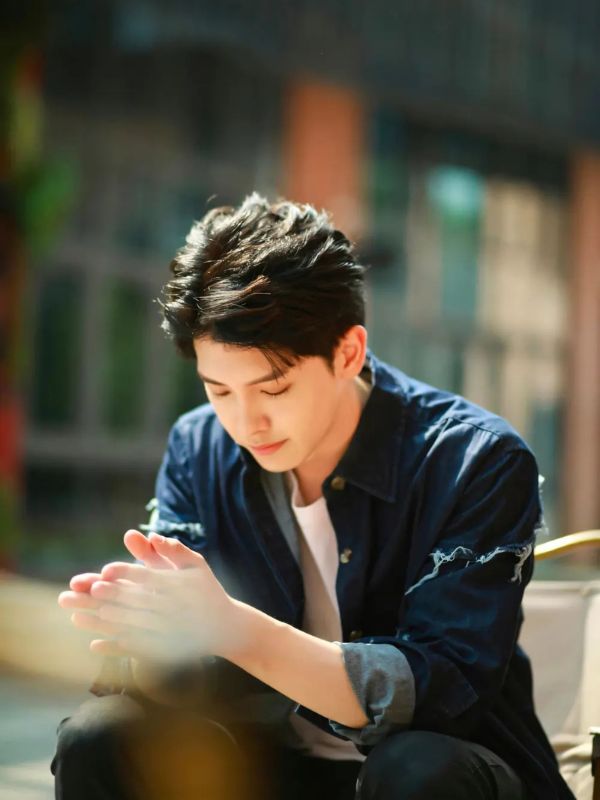 Ảnh trai mạng với visual cực phẩm