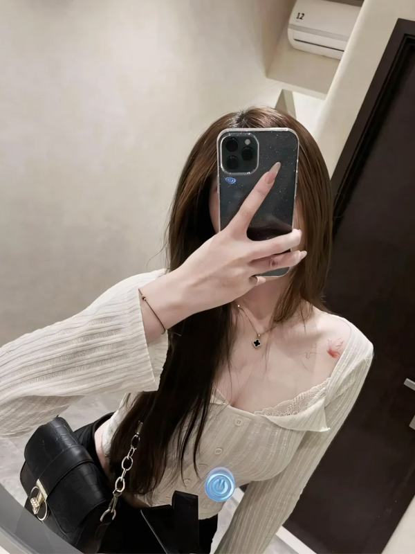 Avatar ảnh gái cute che mặt đáng yêu