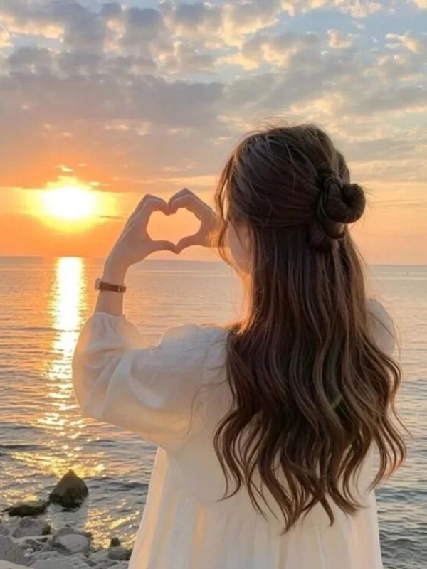 Avatar đôi cho 2 người vừa lãng mạn vừa cute