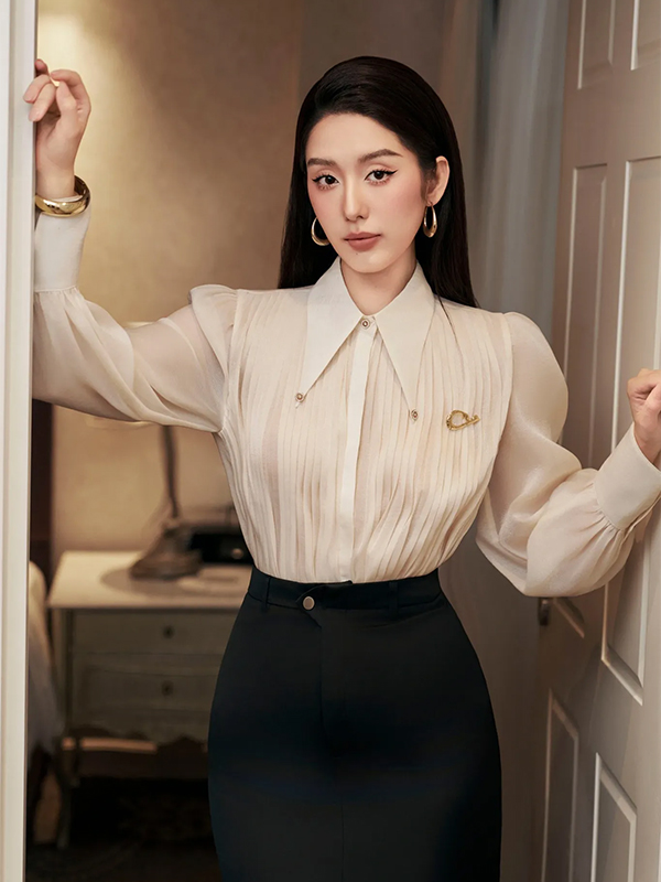 Avatar trưởng thành nữ phong cách thanh lịch hiện đại