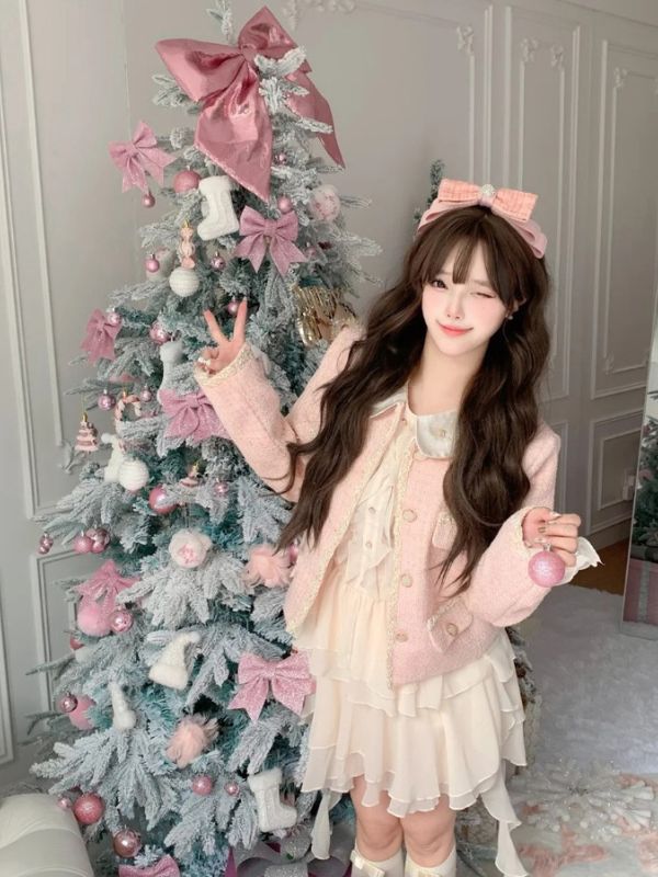 Ảnh gái xinh mặc pinky cực ngọt ngào