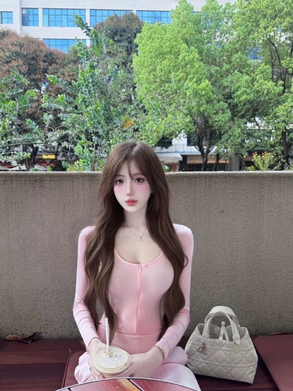 Ảnh gái xinh mặc pinky cực ngọt ngào