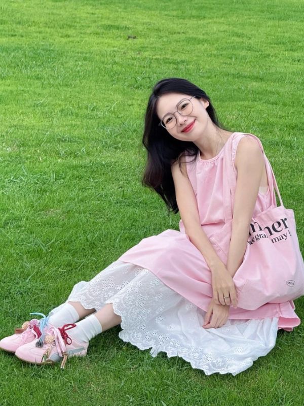 Ảnh gái xinh mặc pinky cực ngọt ngào