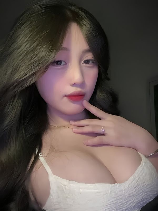 Ảnh gái xinh sexy với thần thái cực cuốn hút và mê hoặc