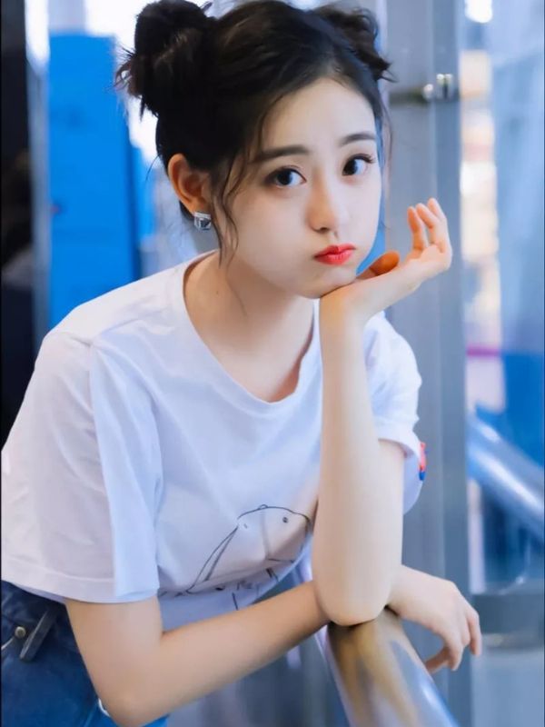 Ảnh gái xinh Trung Quốc - Yêu ngay từ cái nhìn đầu tiên