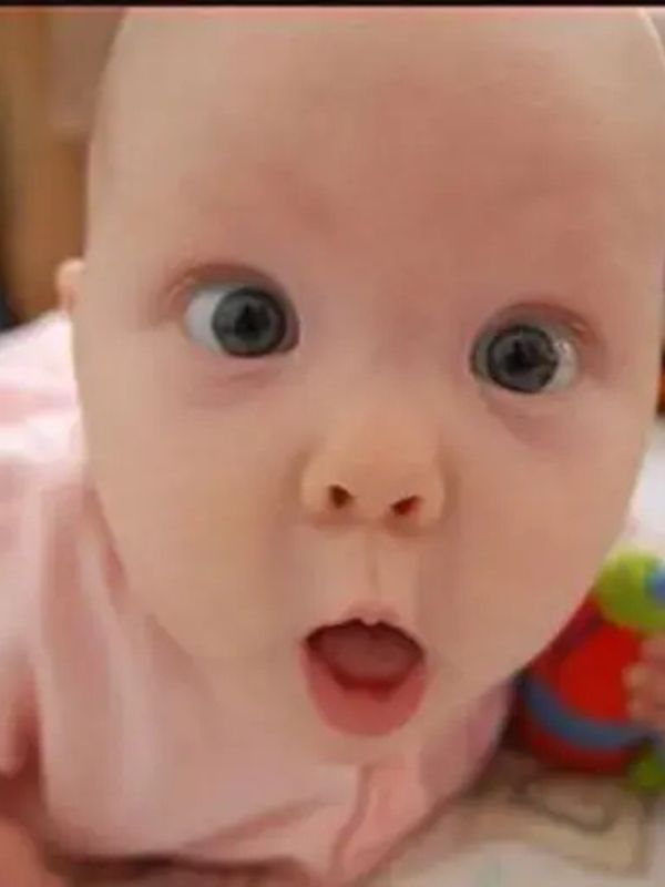 Meme bất ngờ siêu hài hước đang viral hiện nay