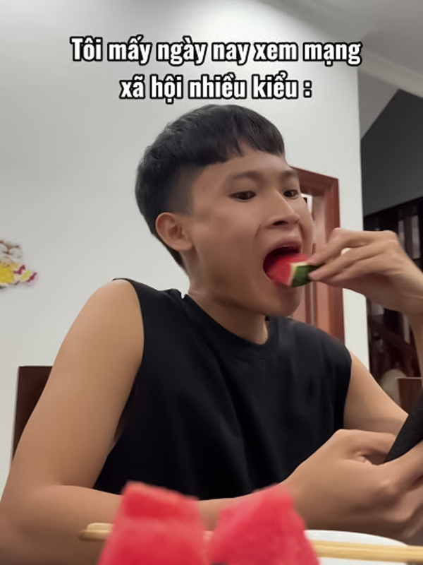 Meme khịa viral hot trend mạng xã hội